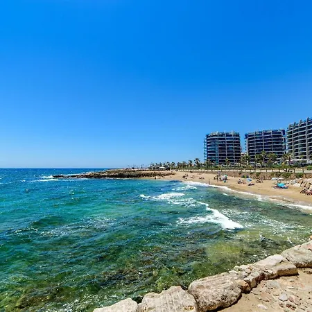 Punta Prima Sleeps 4 Pool Wifi Lägenhet Punta Prima (Alicante)